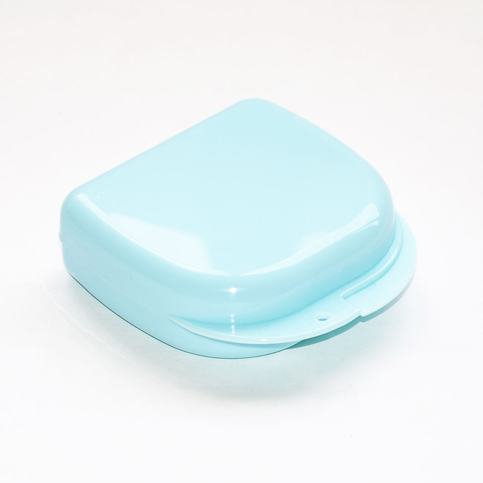 China Wholesale Colorful Plastic Tooth Box/ Dental Containers Various Colorful Orthodontic Dental Retainer Denture